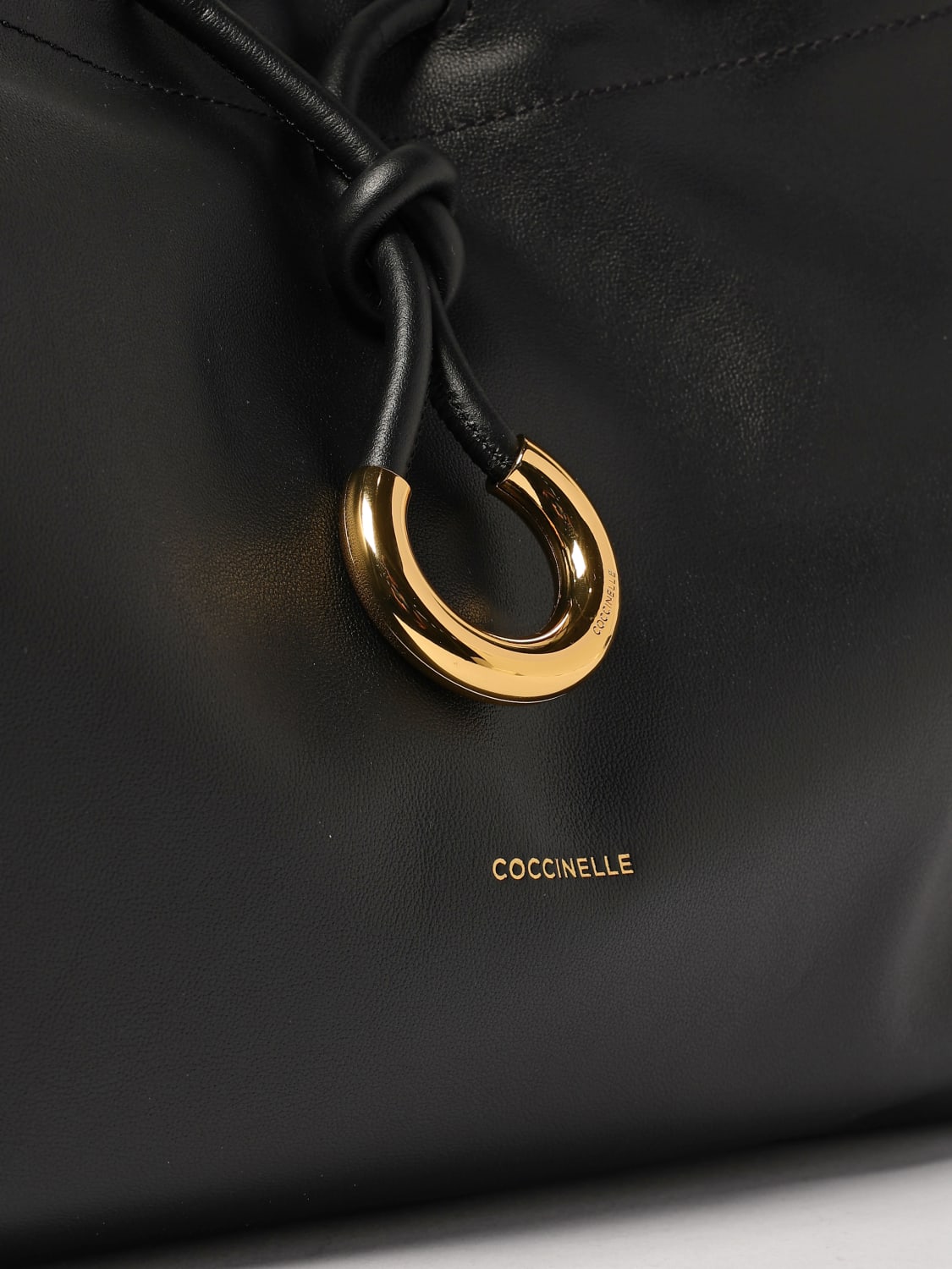 COCCINELLE: Shoulder bag woman - Black | Coccinelle shoulder