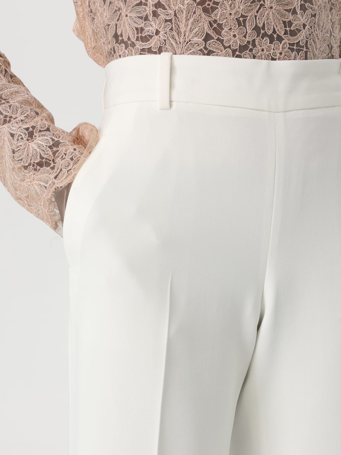 パンツ ERMANNO SCERVINO Woman Pants White D466P702DIE 14800 ERMANNO SCERVINO: Pants woman - White | Ermanno Scervino