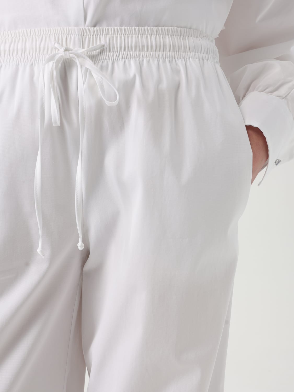 パンツ ERMANNO SCERVINO Woman Pants White D462P303BQP 10601 ERMANNO SCERVINO：パンツ レディース - ホワイト | GIGLIO.COM