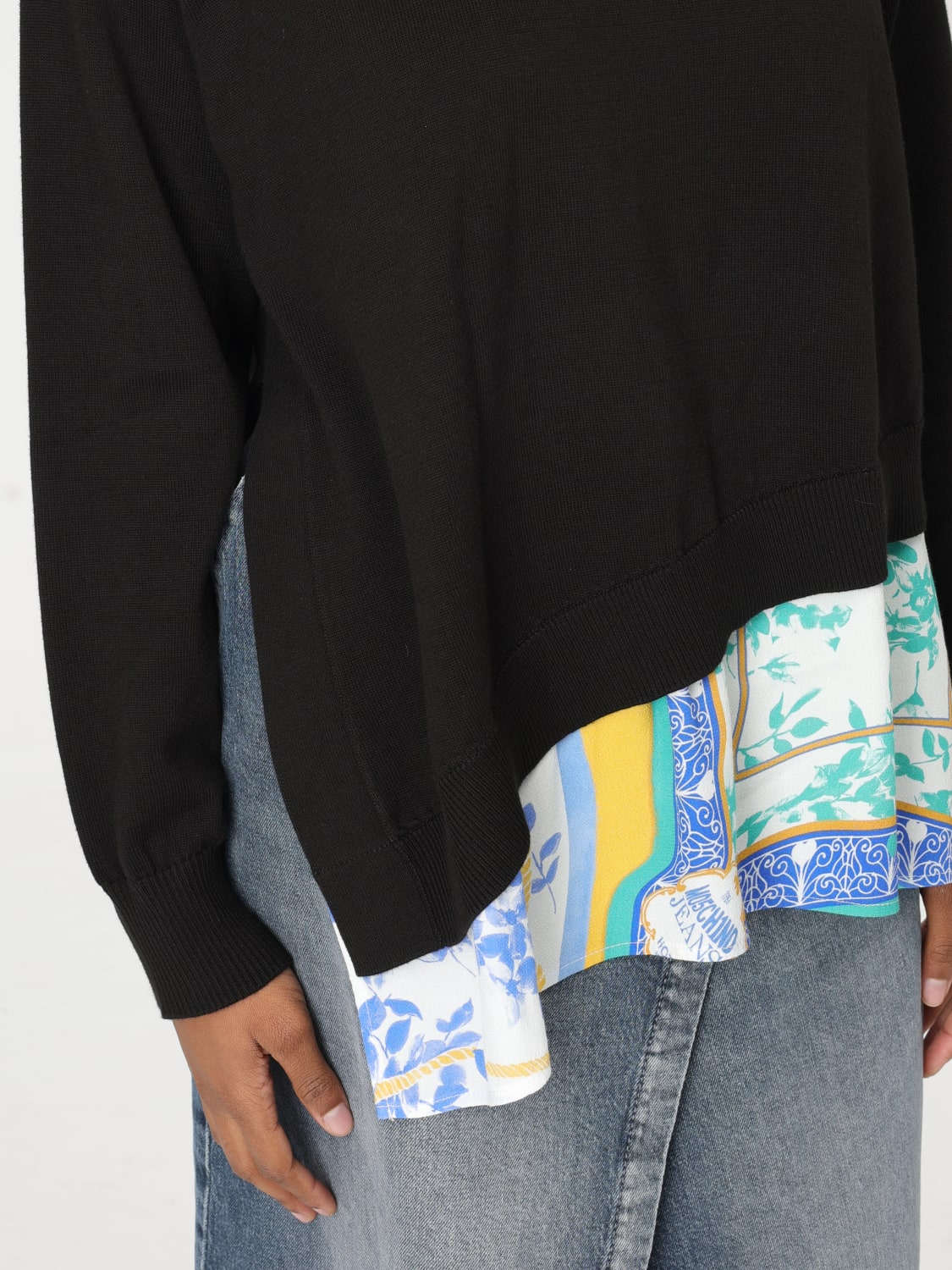 MOSCHINO JEANS MAGLIA: Pullover Moschino Jeans in cotone con inserti stampati, Nero - Img 3