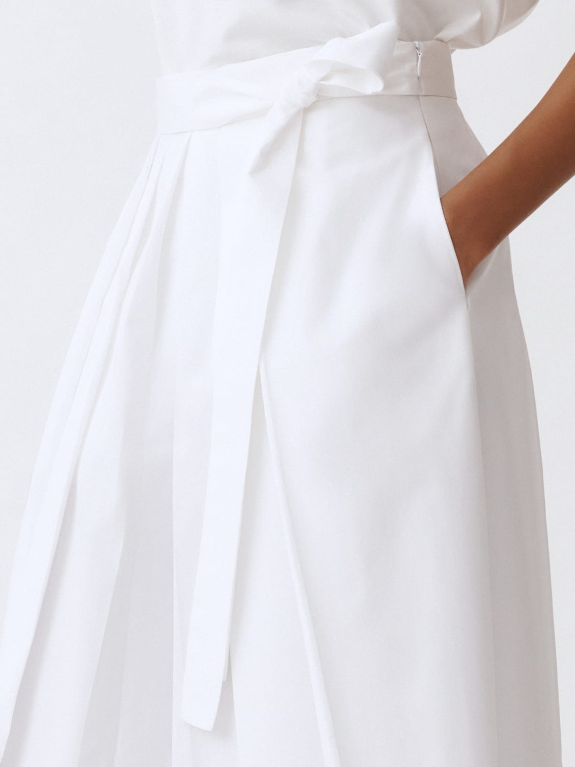 パンツ FABIANA FILIPPI Woman Pants White PAD265F381D614 21 FABIANA FILIPPI: Pants woman - White | Fabiana Filippi pants