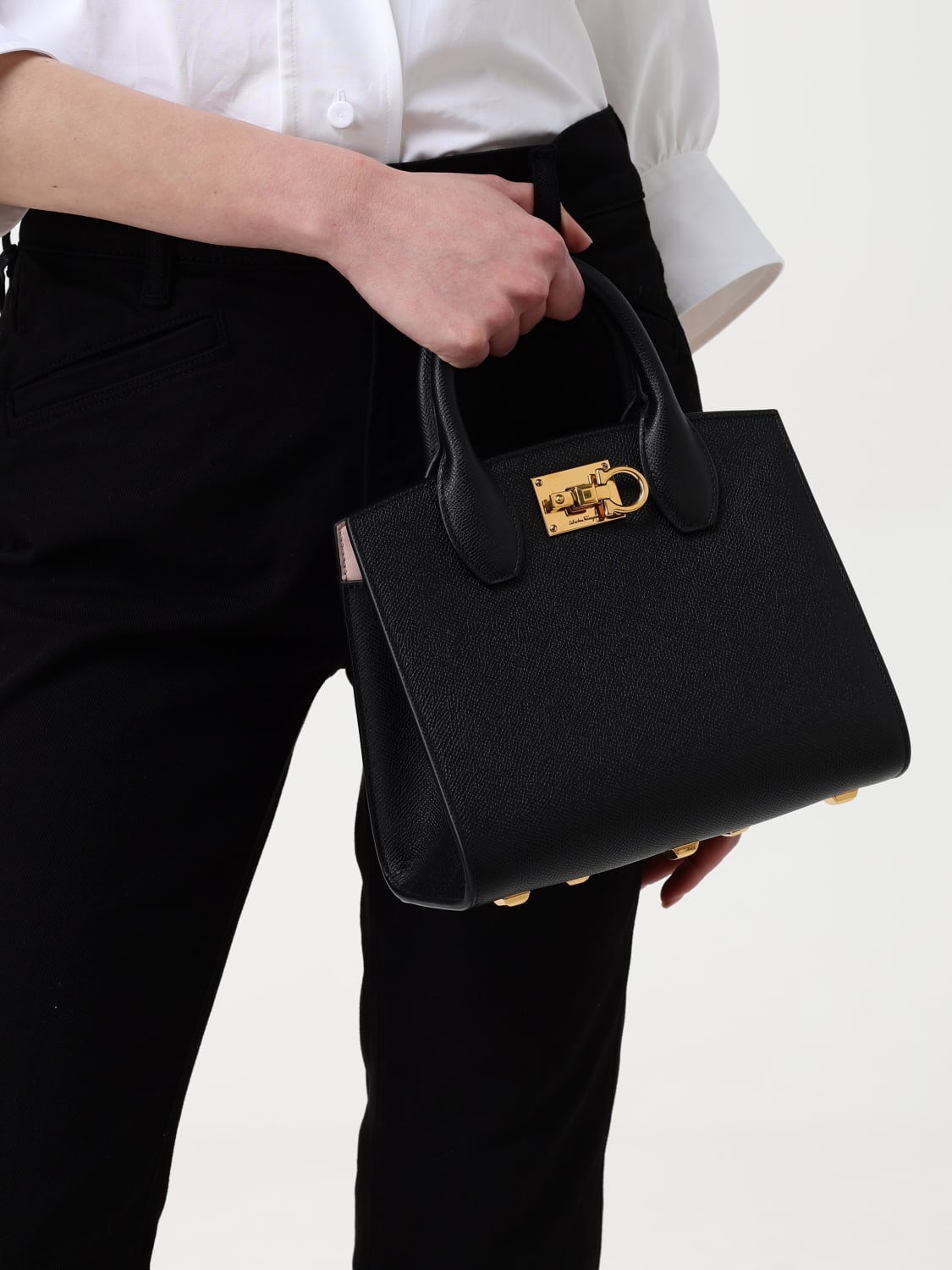 FERRAGAMO: Shoulder bag woman - Black | Ferragamo mini bag