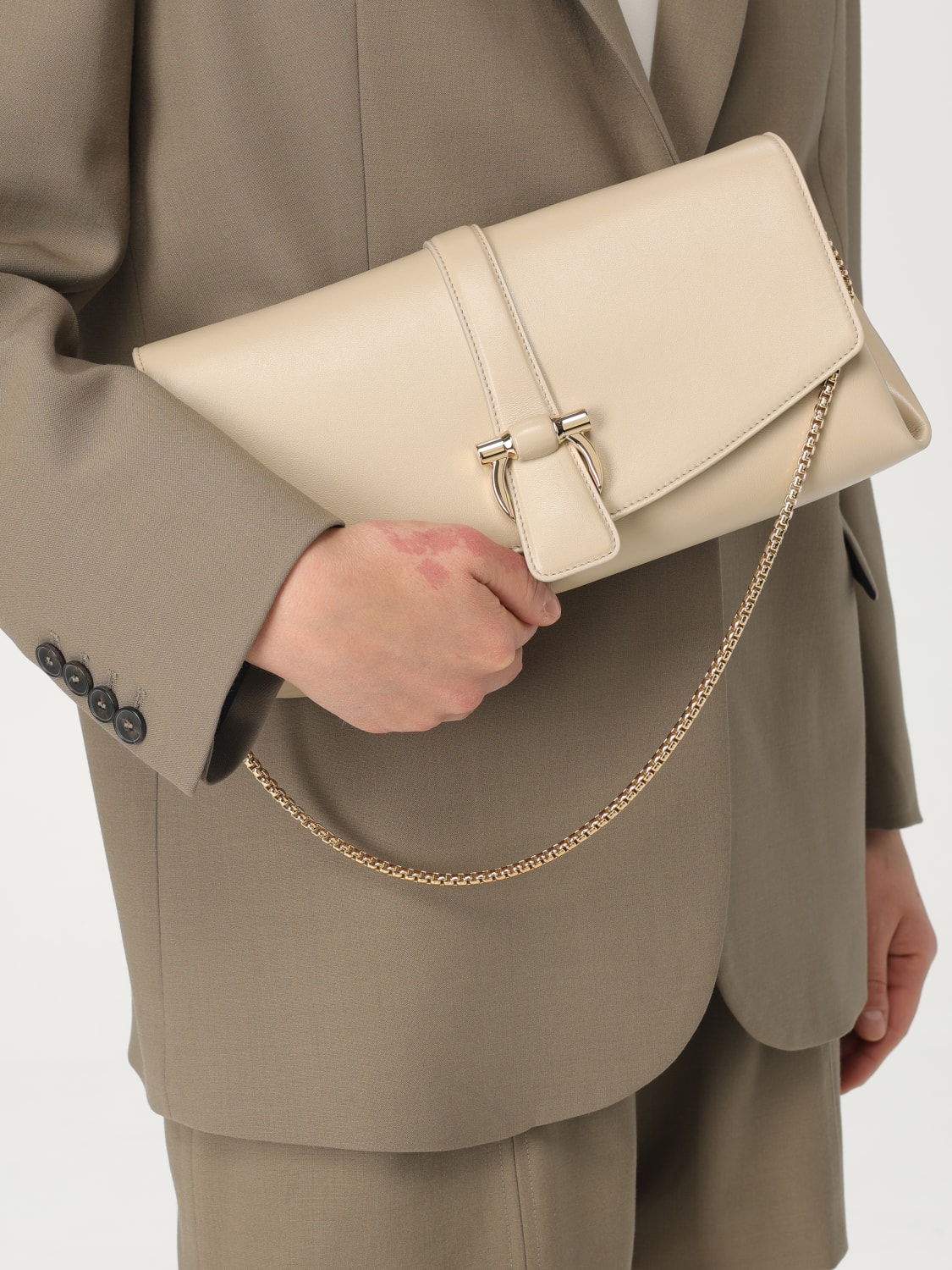 FERRAGAMO SHOULDER BAG: Shoulder bag woman Ferragamo, Beige - Img 2