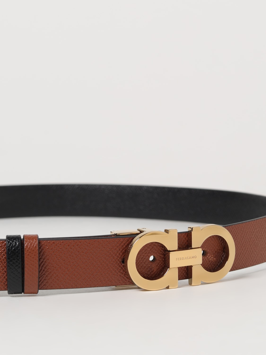 ベルト FERRAGAMO Woman Belt Dark 23A565 775473 818 FERRAGAMO: Belt woman - Dark | Ferragamo belt 23A565 775473