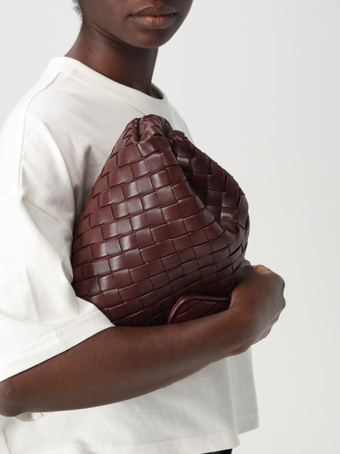 BOTTEGA VENETA CLUTCH: Borsa Teen Lauren 1980 Bottega Veneta in nappa intrecciata , Ciliegia - Img 2