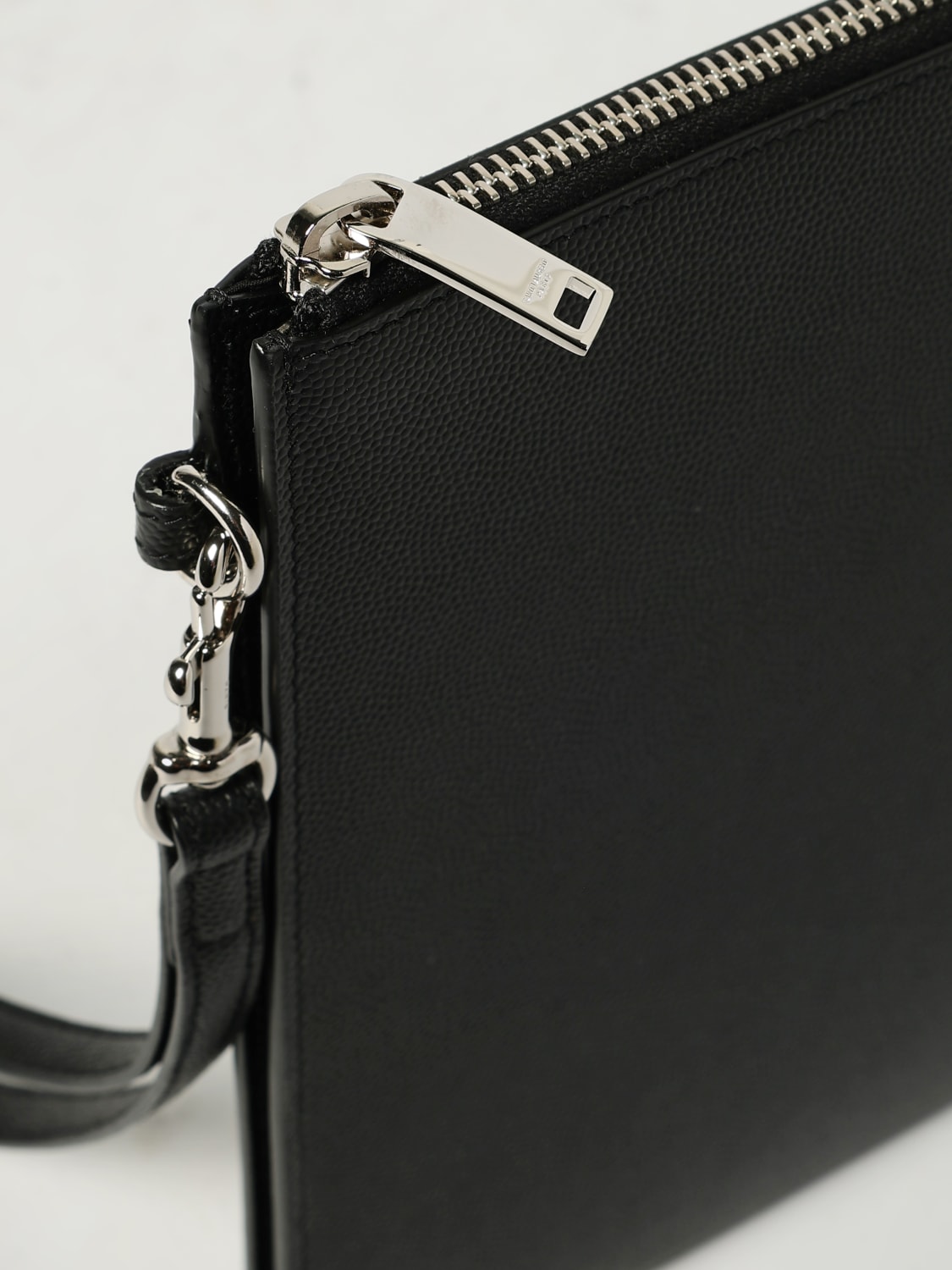 SAINT LAURENT PORTADOCUMENTI: Clutch porta talet saint laurent in pelle grain de poudre , Nero - Img 3