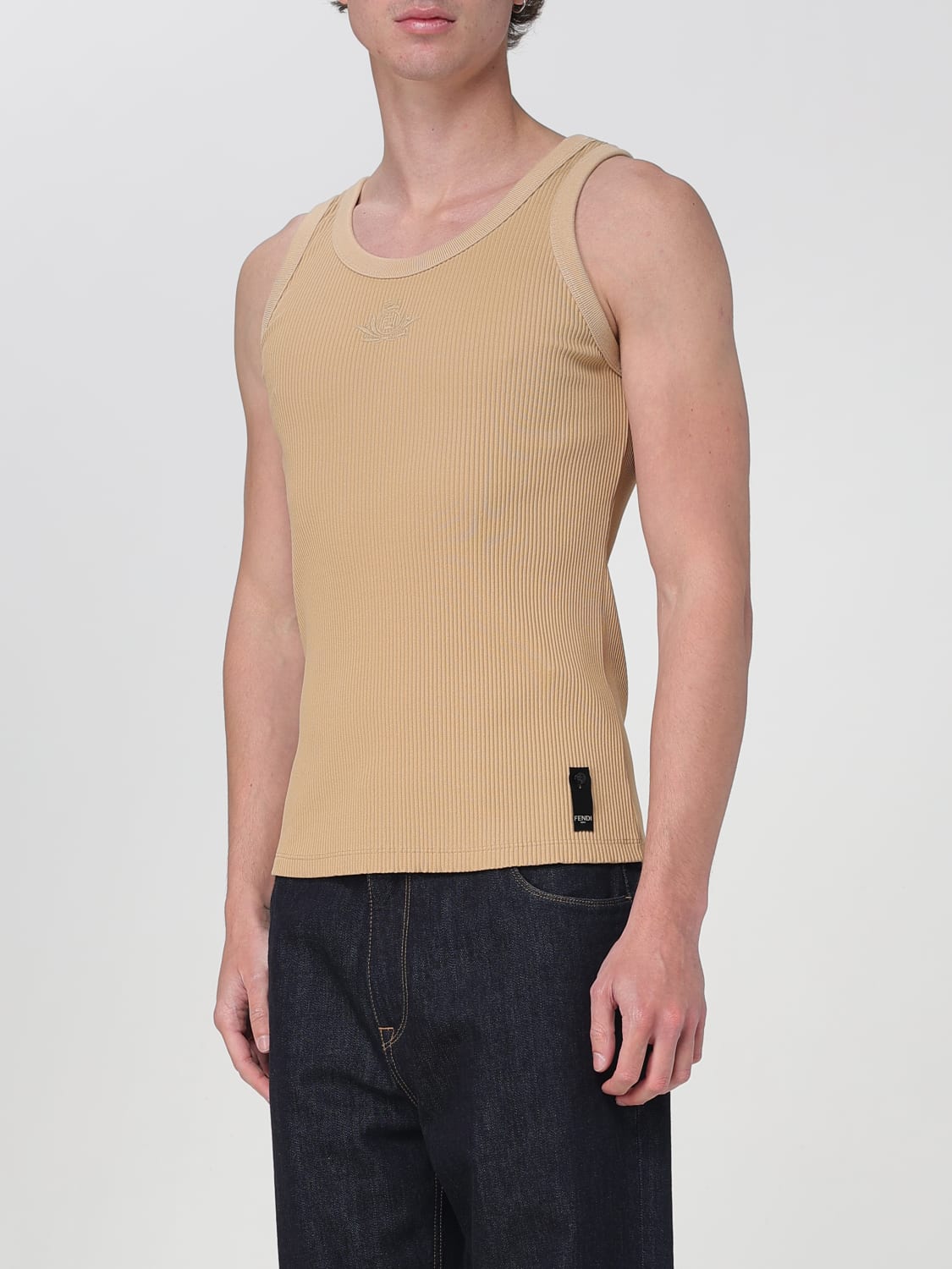 Tシャツ・カットソー FENDI Men T-shirt Beige FY1278AU9K F0QWN Fendi T Shirt Beige Mens Fendi