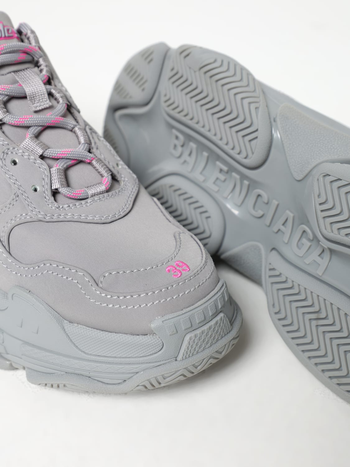 スニーカー BALENCIAGA Woman Sneakers Grey 524039W3SA1 1050 BALENCIAGA: Sneakers woman - Grey | Balenciaga sneakers
