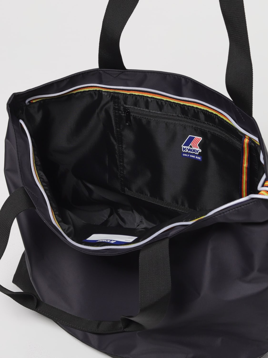 ショルダーバッグ・ポシェット K-WAY Woman Shoulder bag Black K7127MW USY K-WAY: Shoulder bag woman - Black | K-Way shoulder bag