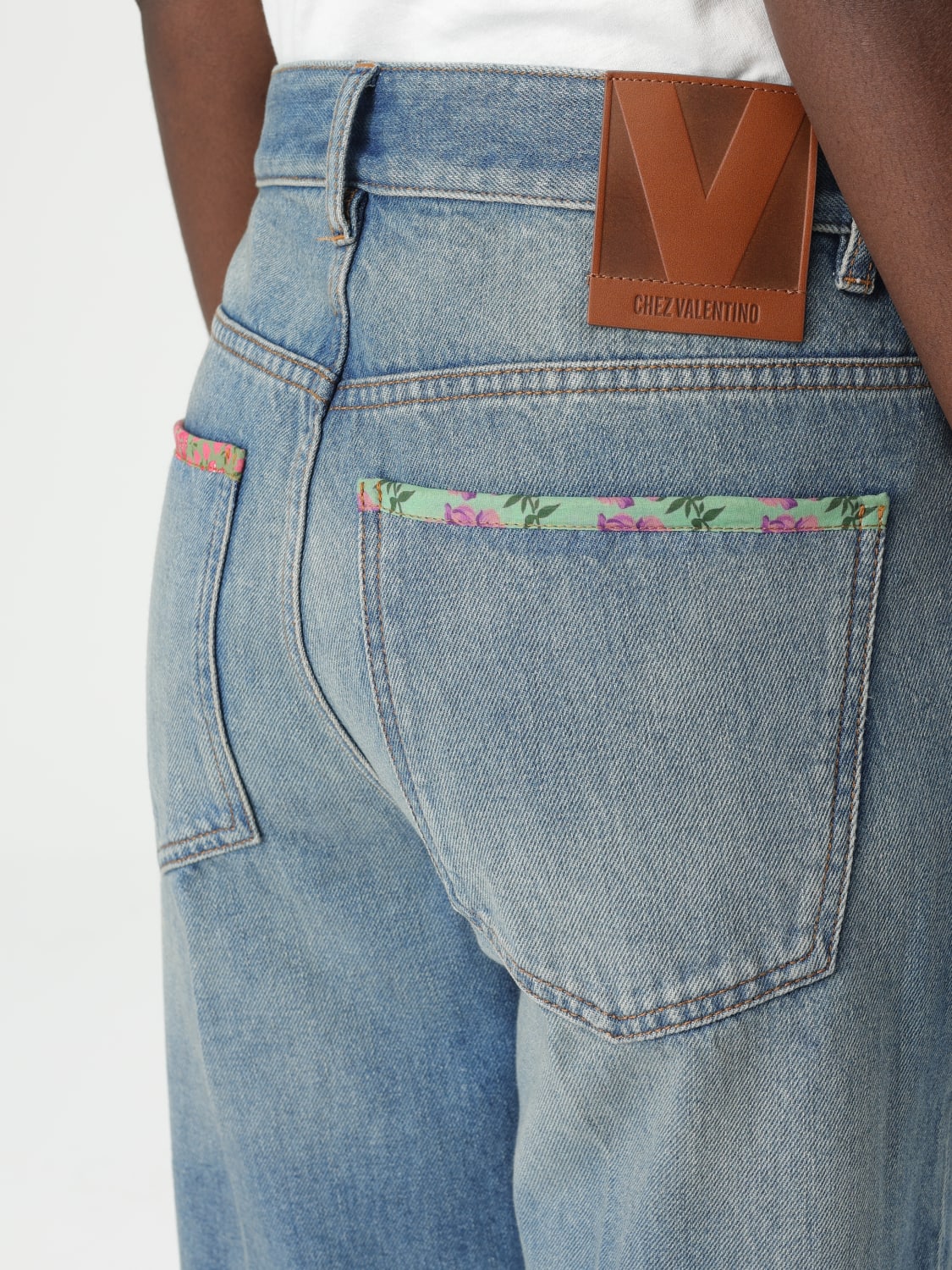 デニム・ジーパン VALENTINO JEANS (6B0DD19X94V) VALENTINO: Jeans woman - Denim | Valentino jeans 6B0DD19X94V