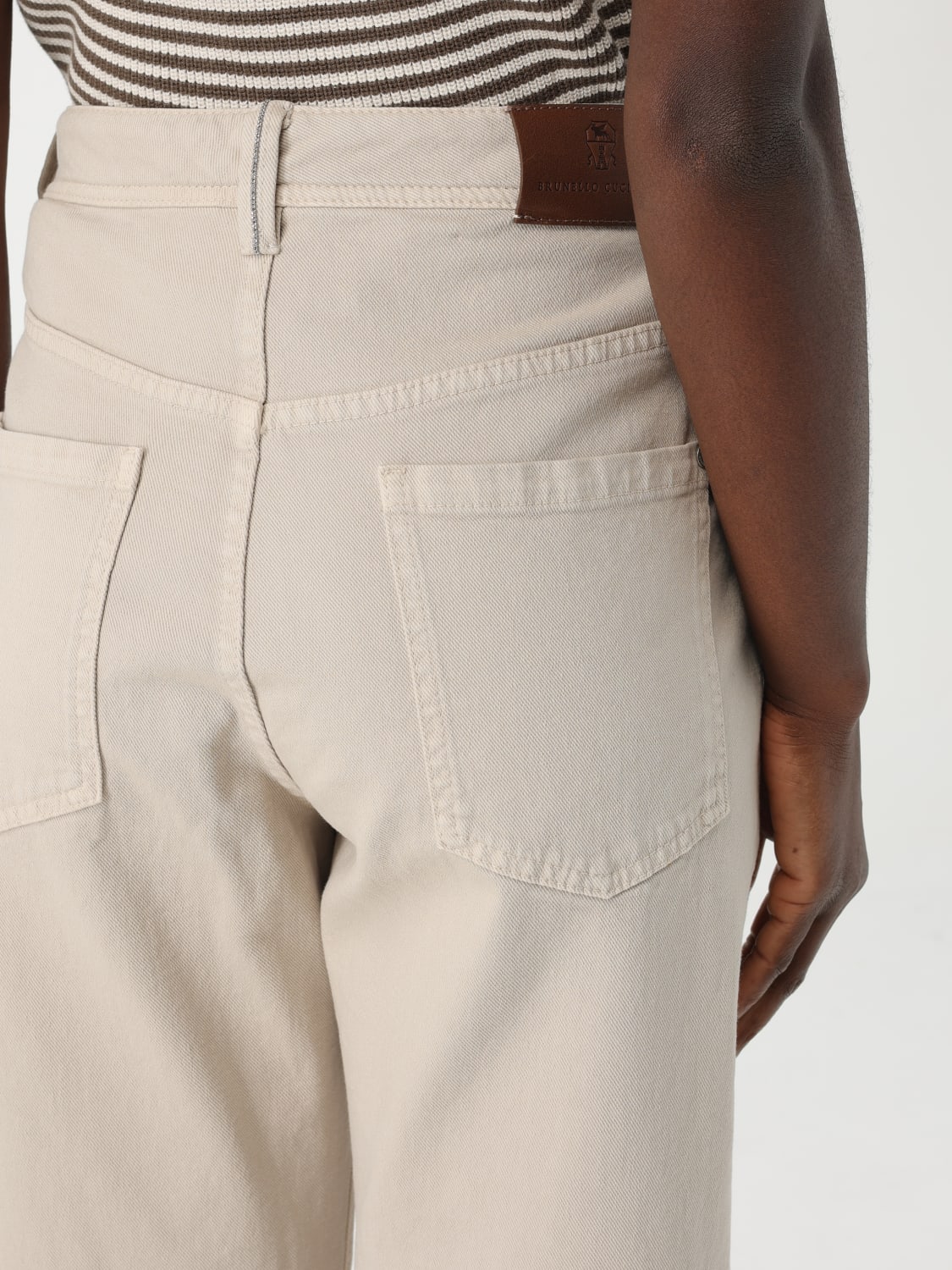 デニム・ジーパン BRUNELLO CUCINELLI Woman Jeans Ivory MB057P5319 C7192 BRUNELLO CUCINELLI: women's jeans - Ivory | Brunello