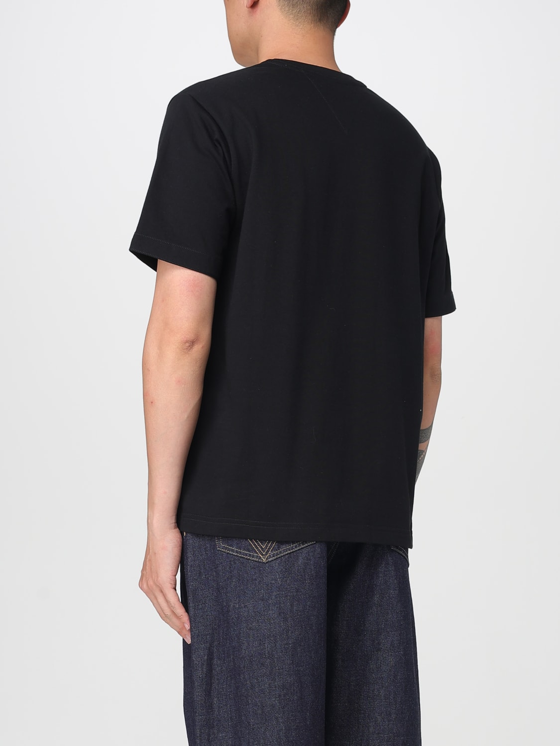 BOTTEGA VENETA Tシャツ825172 V4N50 1000 BOTTEGA VENETA: T-shirt men - Black | Bottega Veneta t-shirt