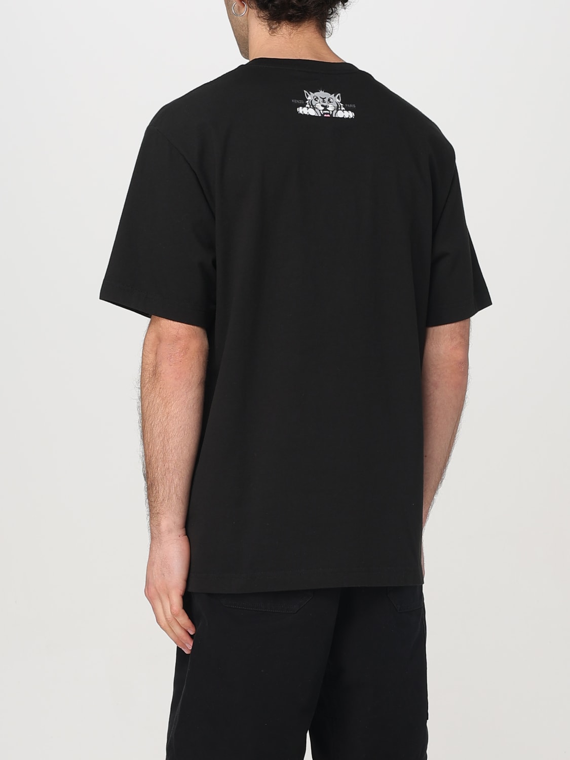 Tシャツ・カットソー KENZO Men T-shirt Black FF55TS5334SG 99J Oversized T-shirt embroidered 'KENZO Happy Tiger' KENZO