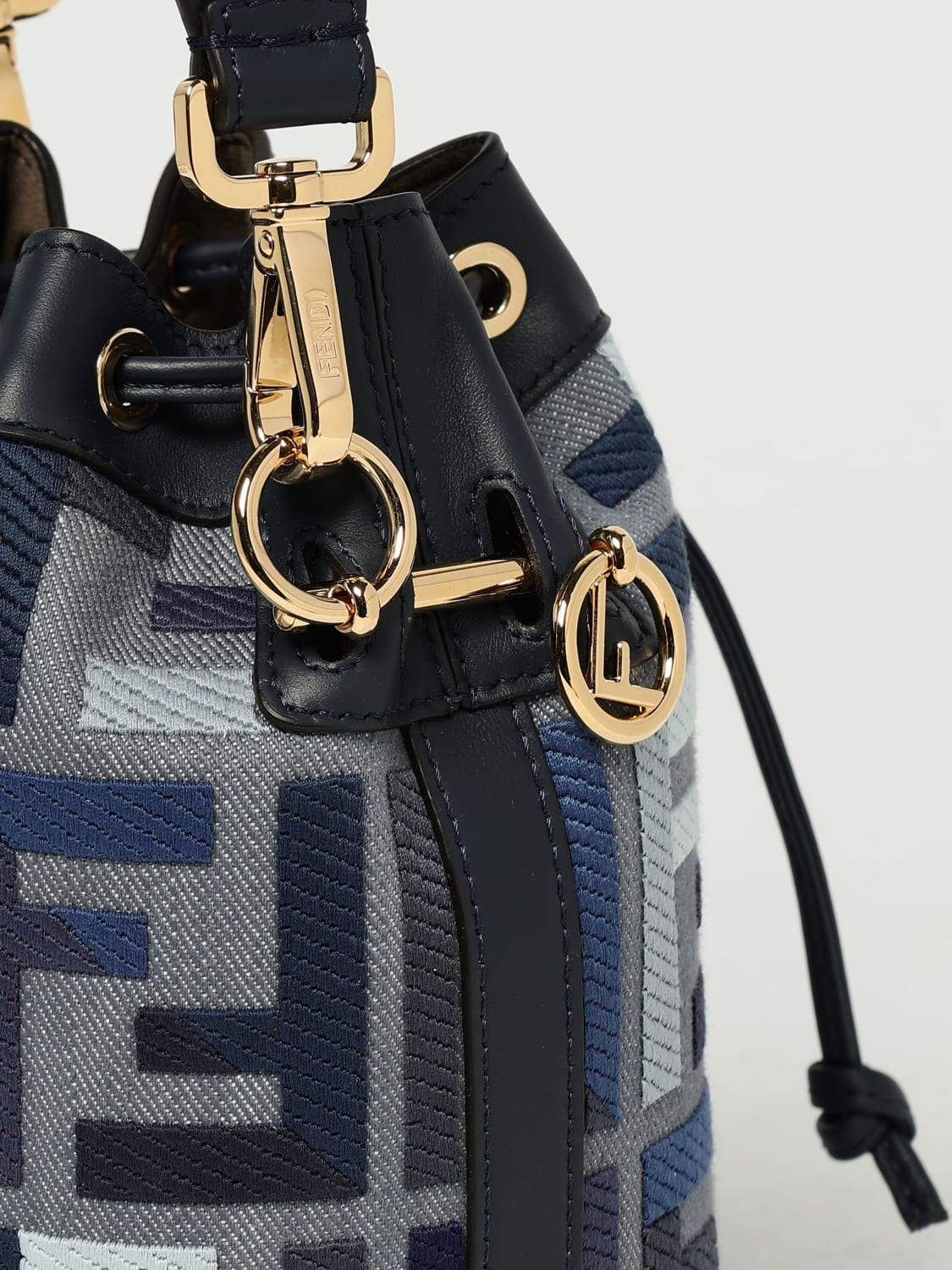 ショルダーバッグ・ポシェット FENDI Woman Crossbody bags Blue 8BS093 AV11 F1LAZ FENDI: Shoulder bag woman - Blue | Fendi crossbody bags