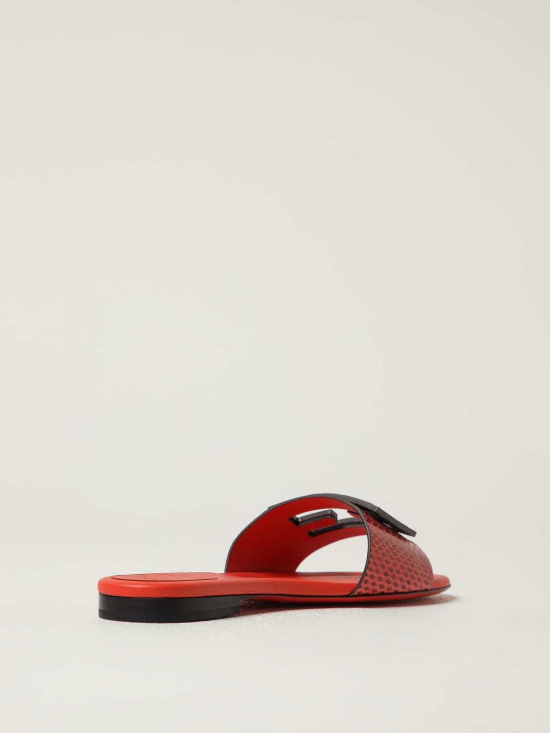 FENDI: Shoes woman - Red | Fendi flat sandals 8R8136 AU30