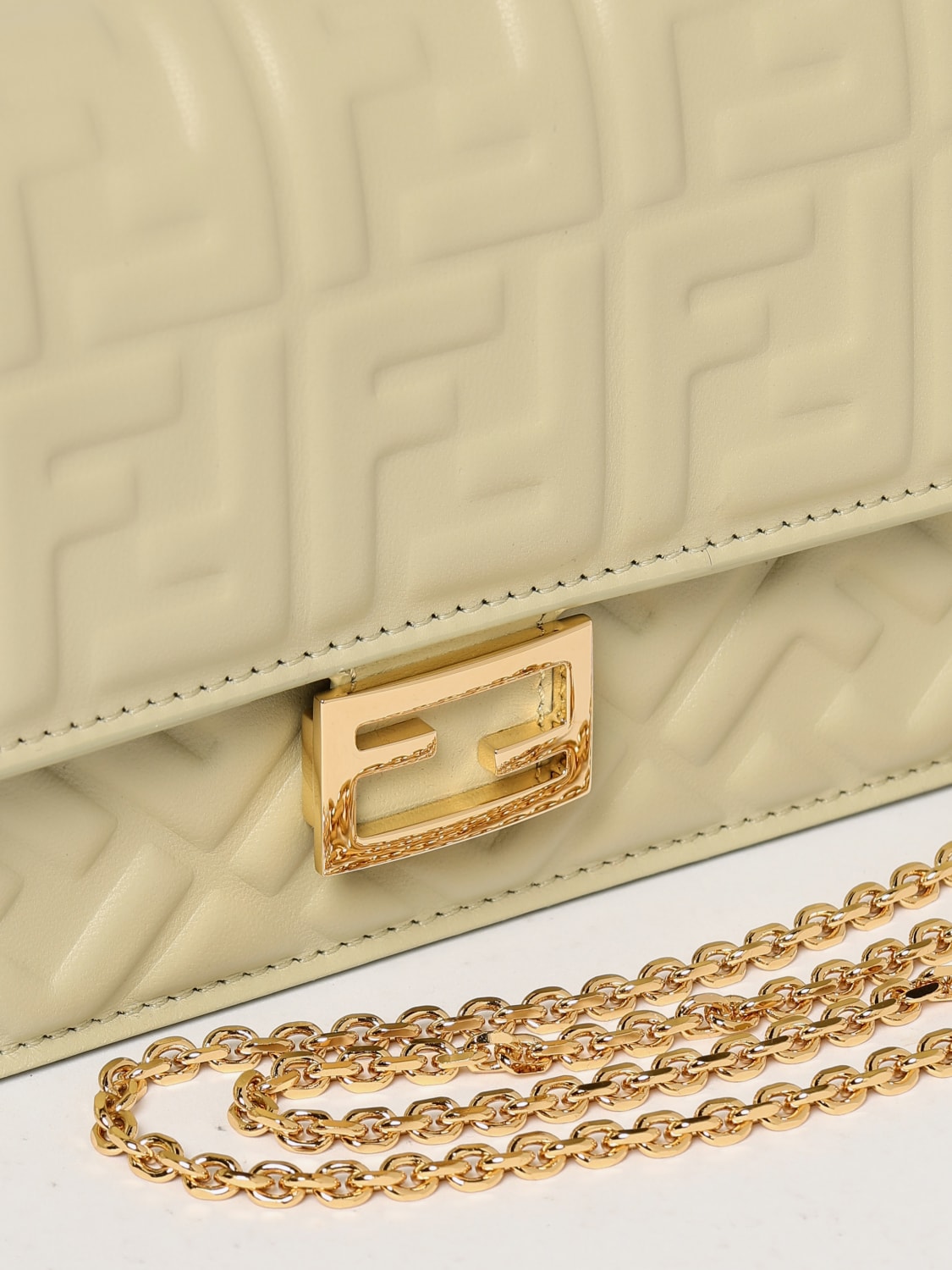財布・小物その他 FENDI Woman Wallet Sage 8M0498 AAJD F1AST 8M0498AAJDF1AST_04?wid=2000&
