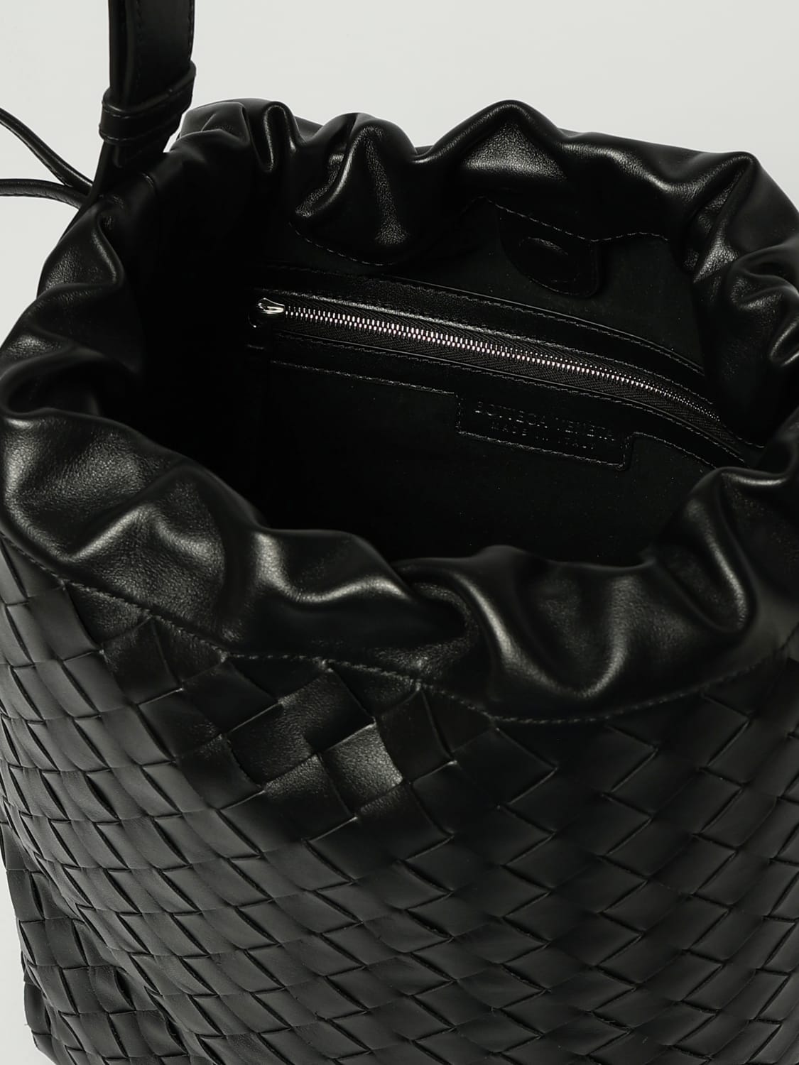 BOTTEGA VENETA BORSA A TRACOLLA: Borsa a secchiello in pelle intrecciata Bottega Veneta, Nero - Img 5