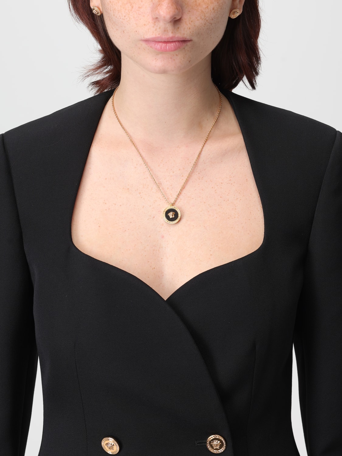 VERSACE GIOIELLO: Collana Medusa Versace in ottone con ciondolo , Oro - Img 2