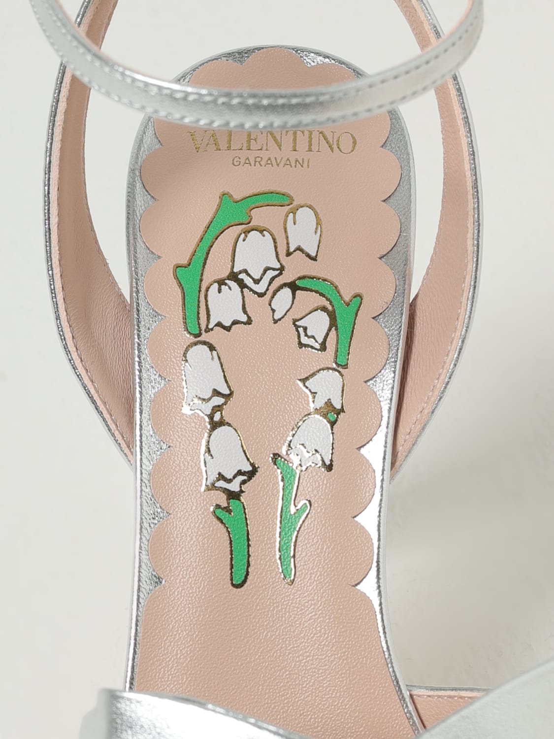 シューズ・サンダルその他 VALENTINO Woman Heeled sandals Silver 7W2S0MA6KDR S13 VALENTINO GARAVANI: Shoes woman - Silver | Valentino