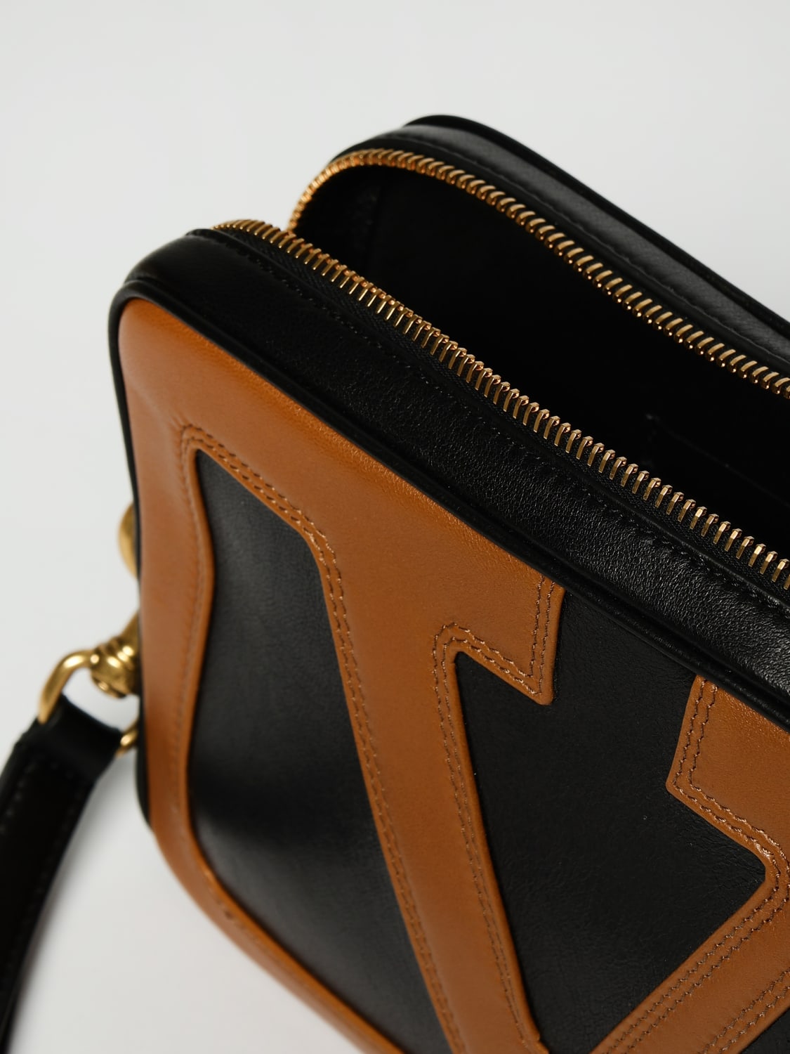 VALENTINO GARAVANI PORTADOCUMENTI: Clutch Superstar Valentino Garavani in nappa , Nero - Img 5