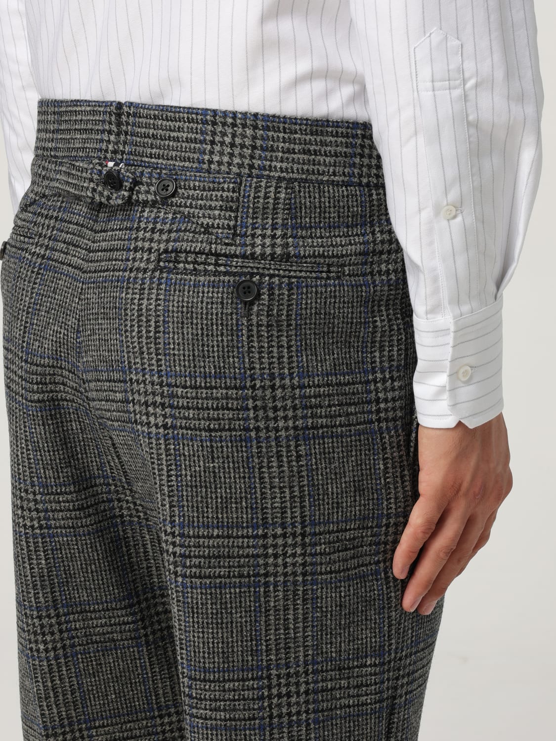 THOM BROWNE PANTS: Pants men Thom Browne, Charcoal - Img 5