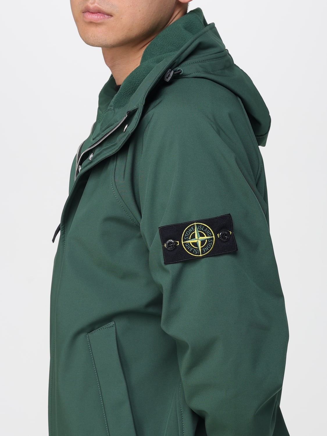 STONE ISLAND GIACCA: Giacca con cappuccio Soft shell Stone Island, Verde - Img 4