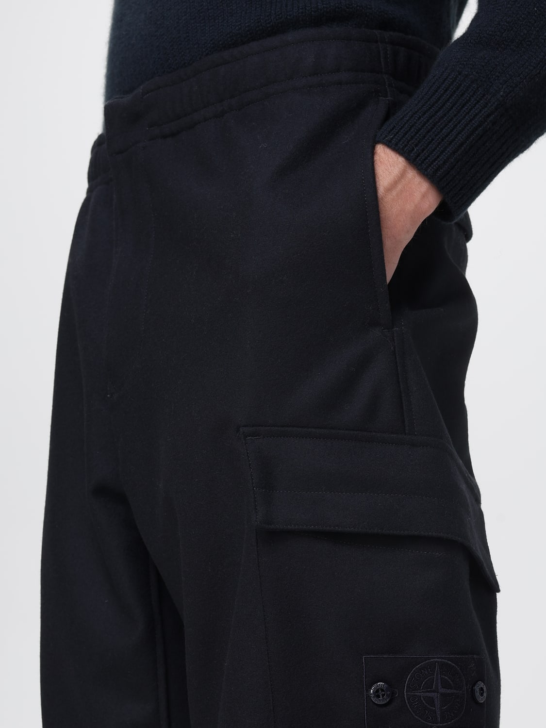 STONE ISLAND PANTALONI: Pantalone Ghost Stone Island in flanella di misto lana , Blue - Img 4