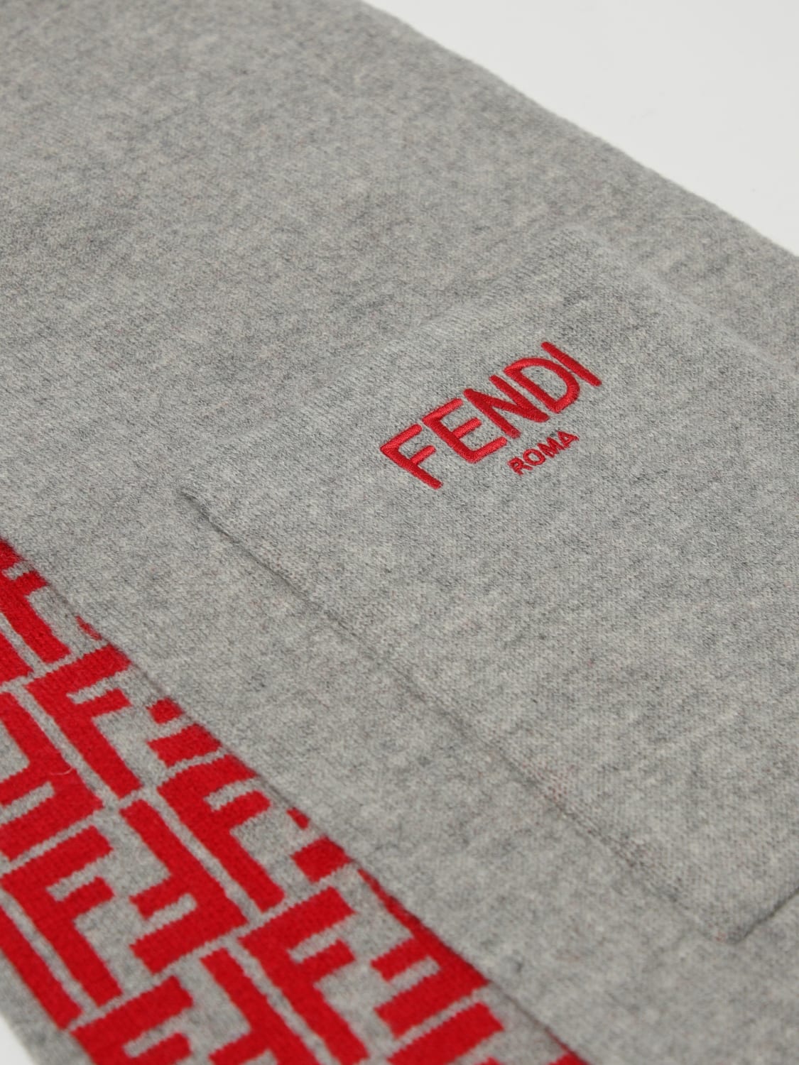 FENDI SCIARPA: Sciarpa FF Fendi in lana , Grigio - Img 3