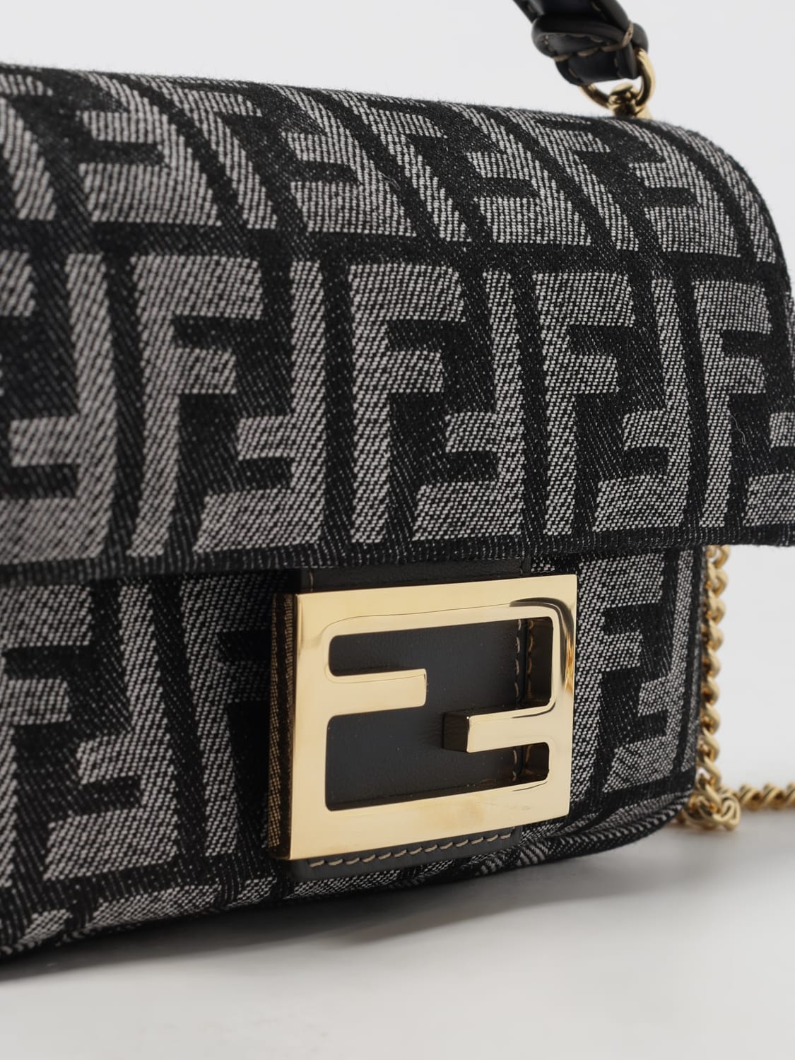 FENDI BORSA MINI: Borsa Baguette Mini Fendi in denim con monogram jacquard, Nero - Img 4