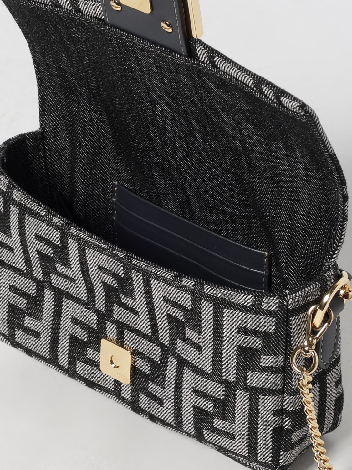 FENDI BORSA MINI: Borsa Baguette Mini Fendi in denim con monogram jacquard, Nero - Img 5