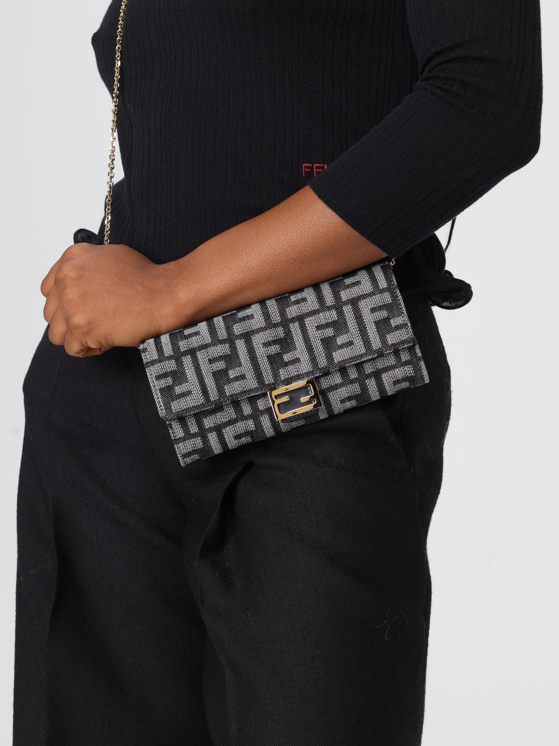 FENDI GELDBÖRSE: Schultertasche damen Fendi, Schwarz - Img 2