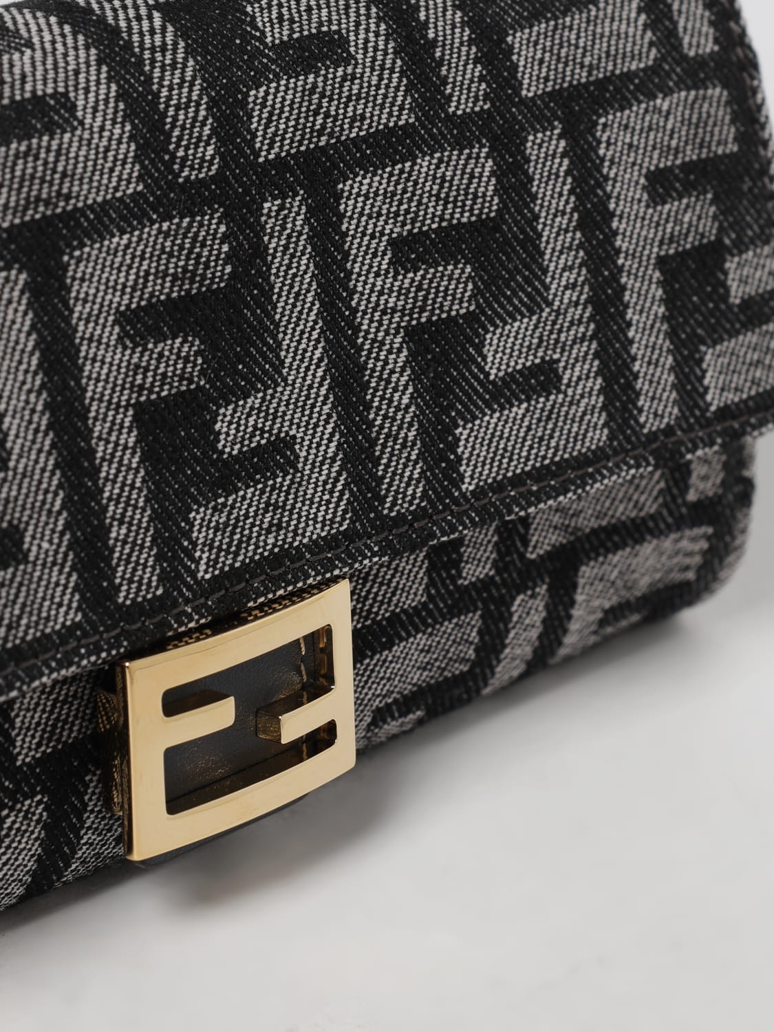 FENDI GELDBÖRSE: Schultertasche damen Fendi, Schwarz - Img 4