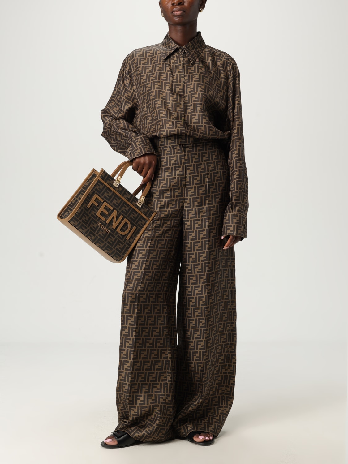 FENDI CAMICIA: Camicia Fendi in seta con stampa monogram , Tabacco - Img 2