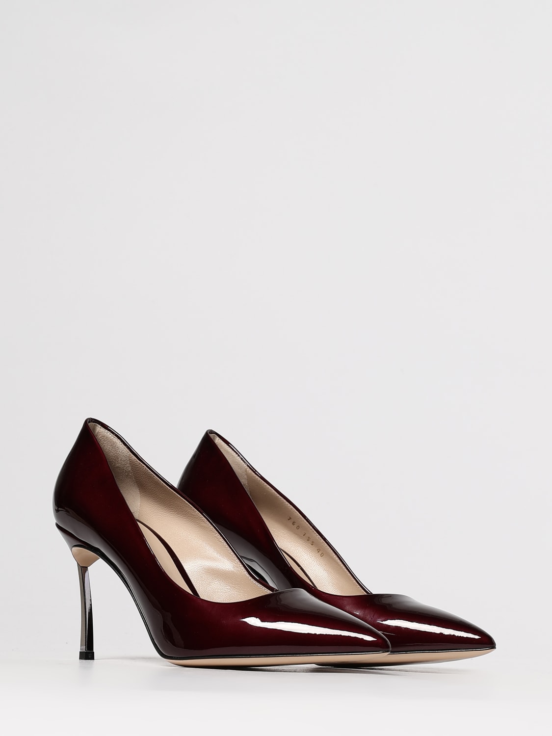 CASADEI DÉCOLLETÉ: Décolleté Blade Casadei in vernice , Bordeaux - Img 2