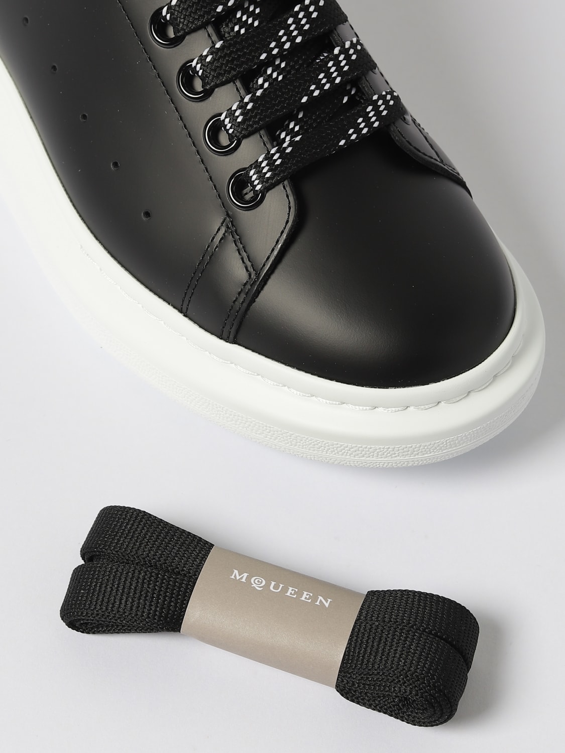 MCQUEEN 运动鞋: 运动鞋 男士 McQueen, 黑色 - Img 4