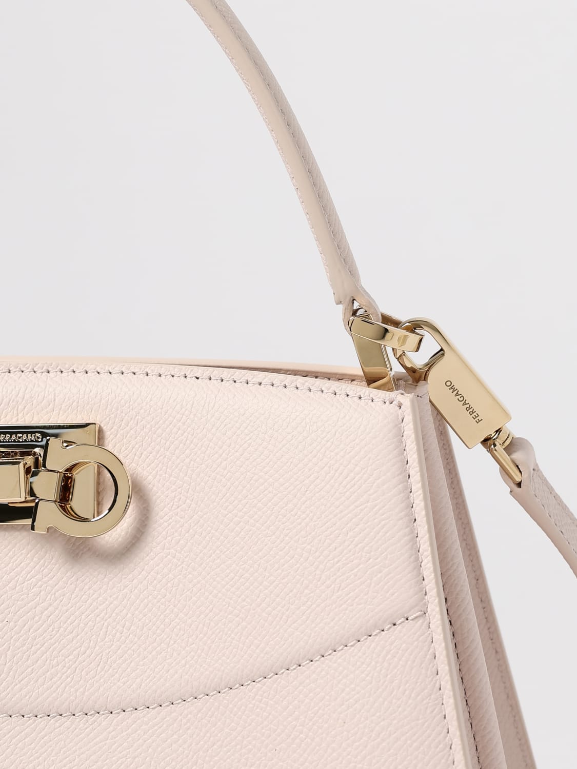 FERRAGAMO HANDBAG: Shoulder bag woman Ferragamo, Pink - Img 4