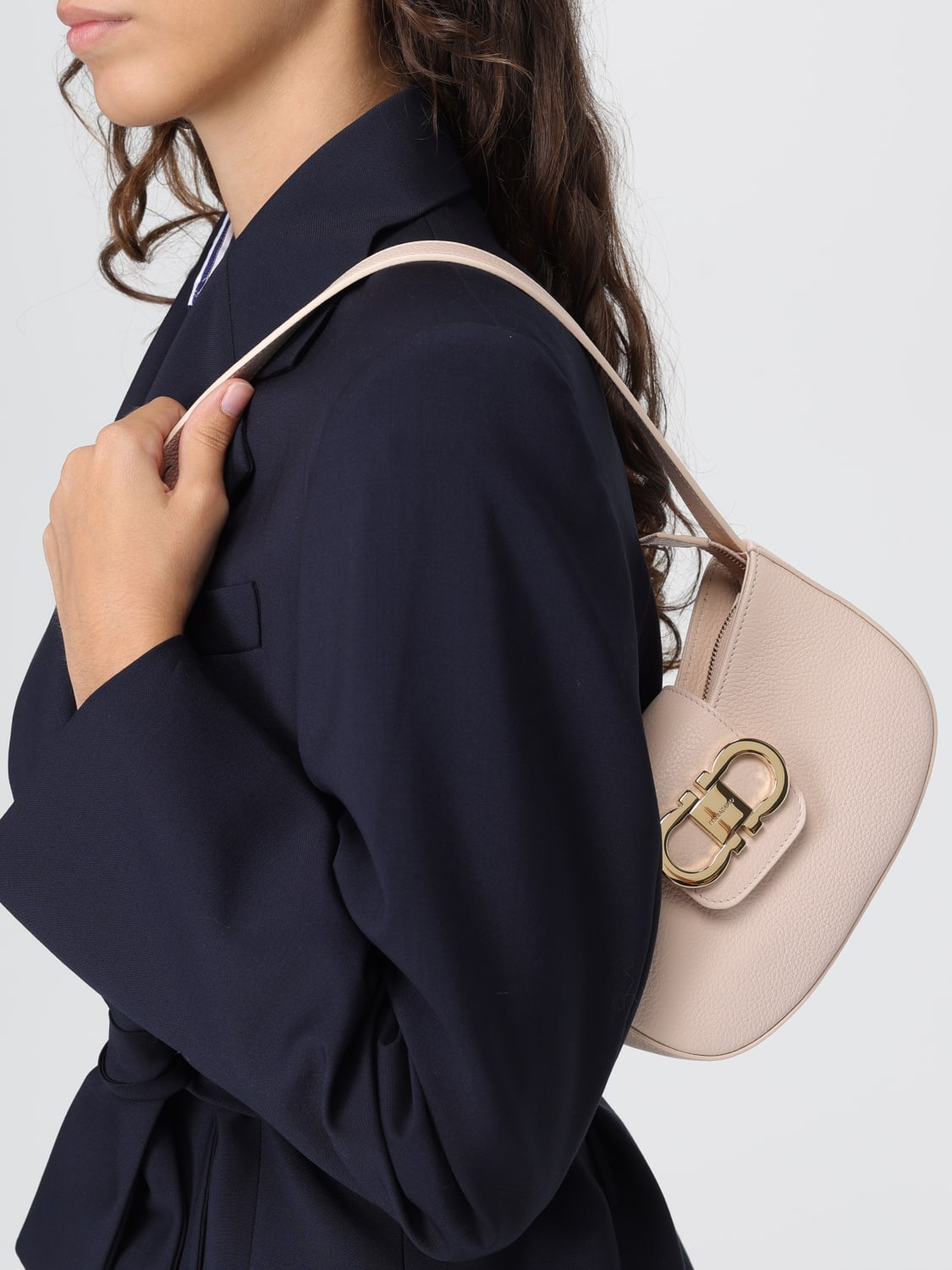 FERRAGAMO MINI BAG: Shoulder bag woman Ferragamo, Pink - Img 2