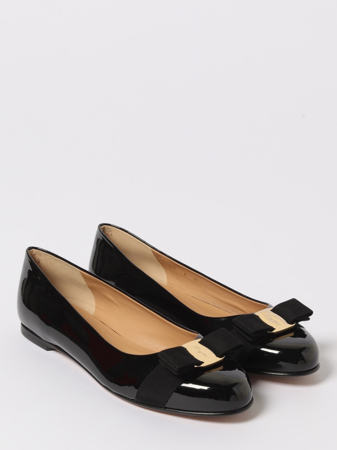 FERRAGAMO MANOLETINAS: Zapatos mujer Ferragamo, Negro - Img 2