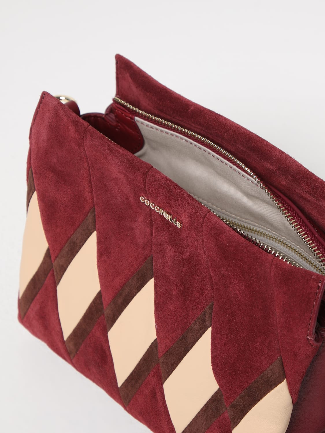 COCCINELLE BORSA MINI: Borsa Boheme New Geometric Patch Coccinelle in camoscio , Bordeaux - Img 3