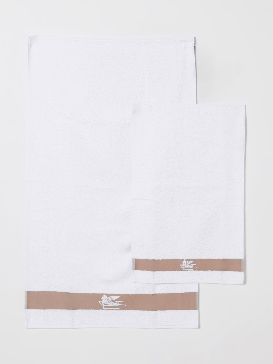 ETRO HOME BATH AND BEACH TOWELS: Bath and beach towels lifestyle Etro Home, White - Img 2