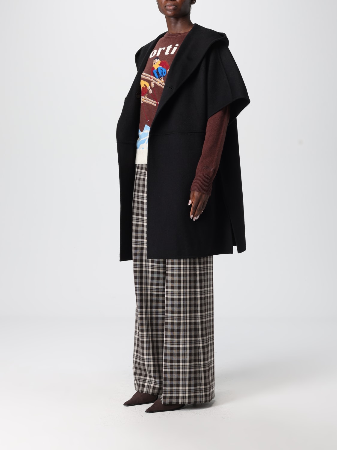 HANITA COAT: Cape woman Hanita, Black - Img 3