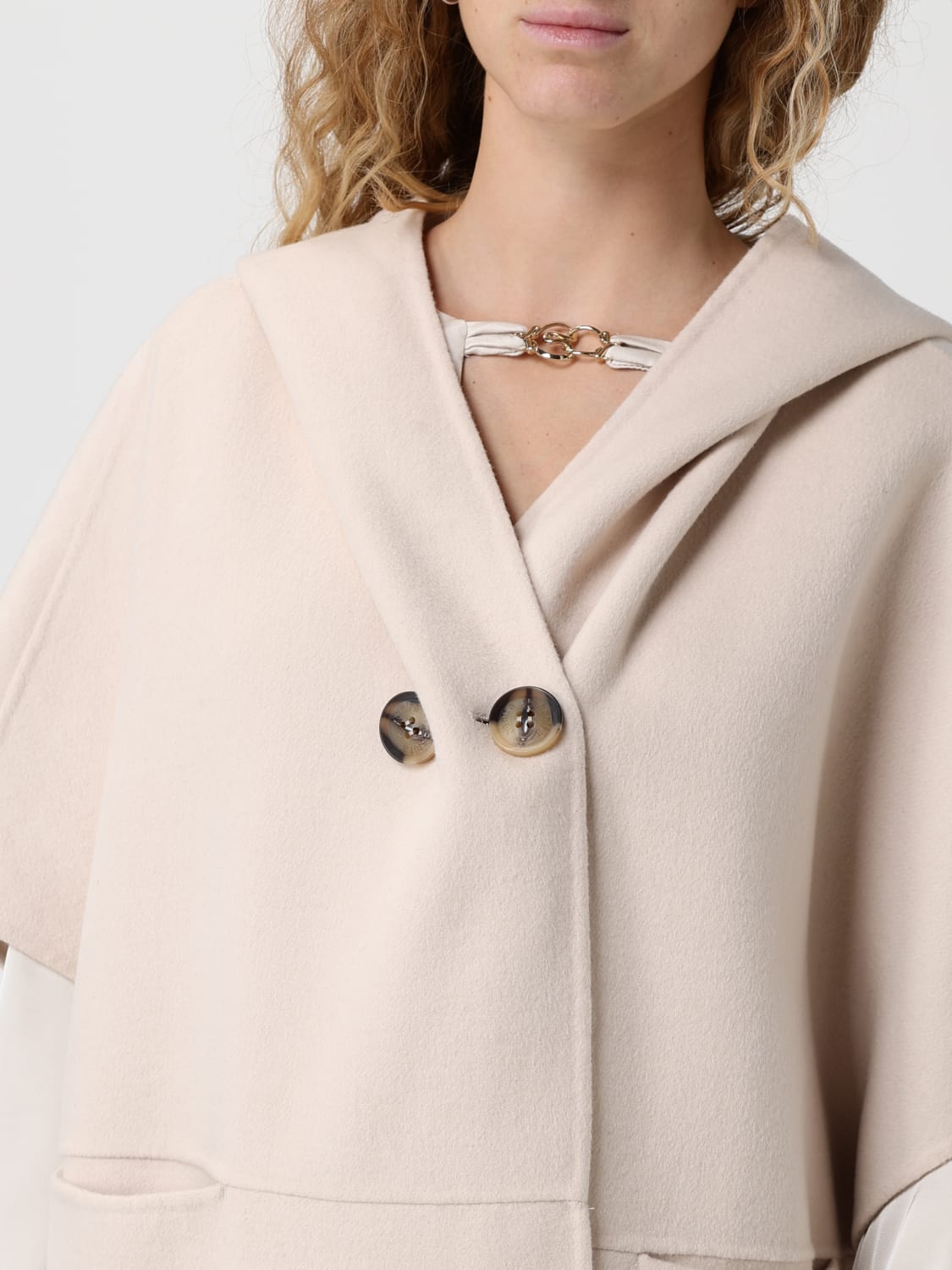 HANITA COAT: Cape woman Hanita, Cream - Img 3