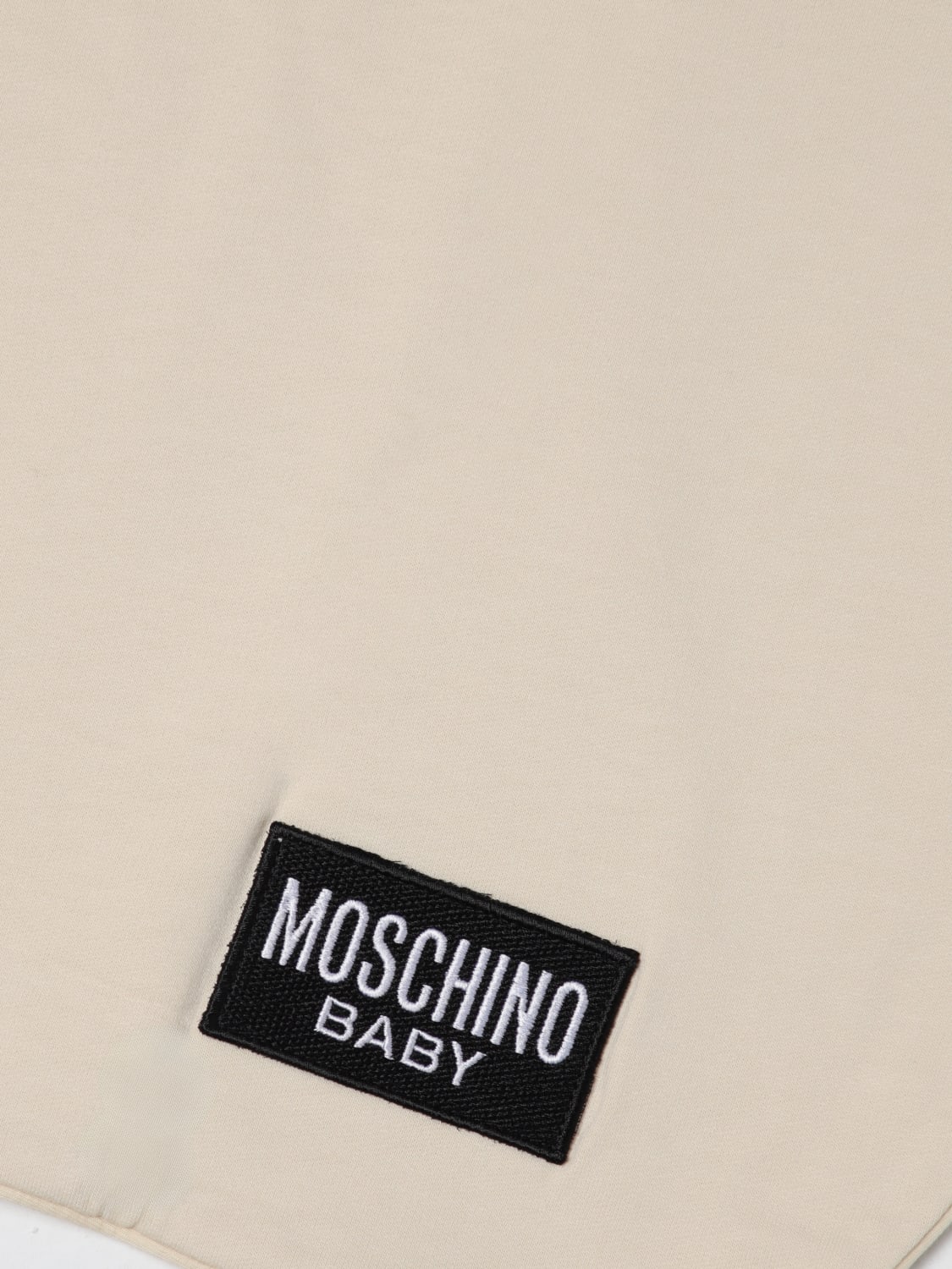 MOSCHINO BEDCOVERS AND BLANKETS: Bedcovers and blankets lifestyle Moschino, Beige - Img 3
