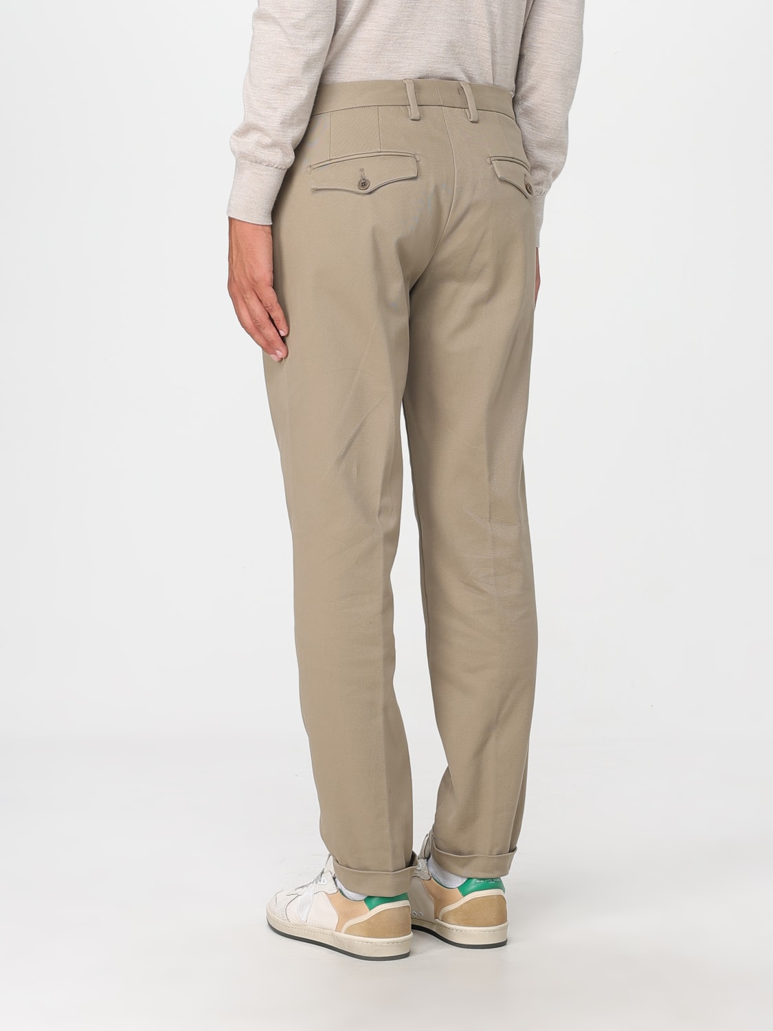 MYTHS PANTALONI: Pantalone chino Myths in gabardine di cotone , Sabbia - Img 2