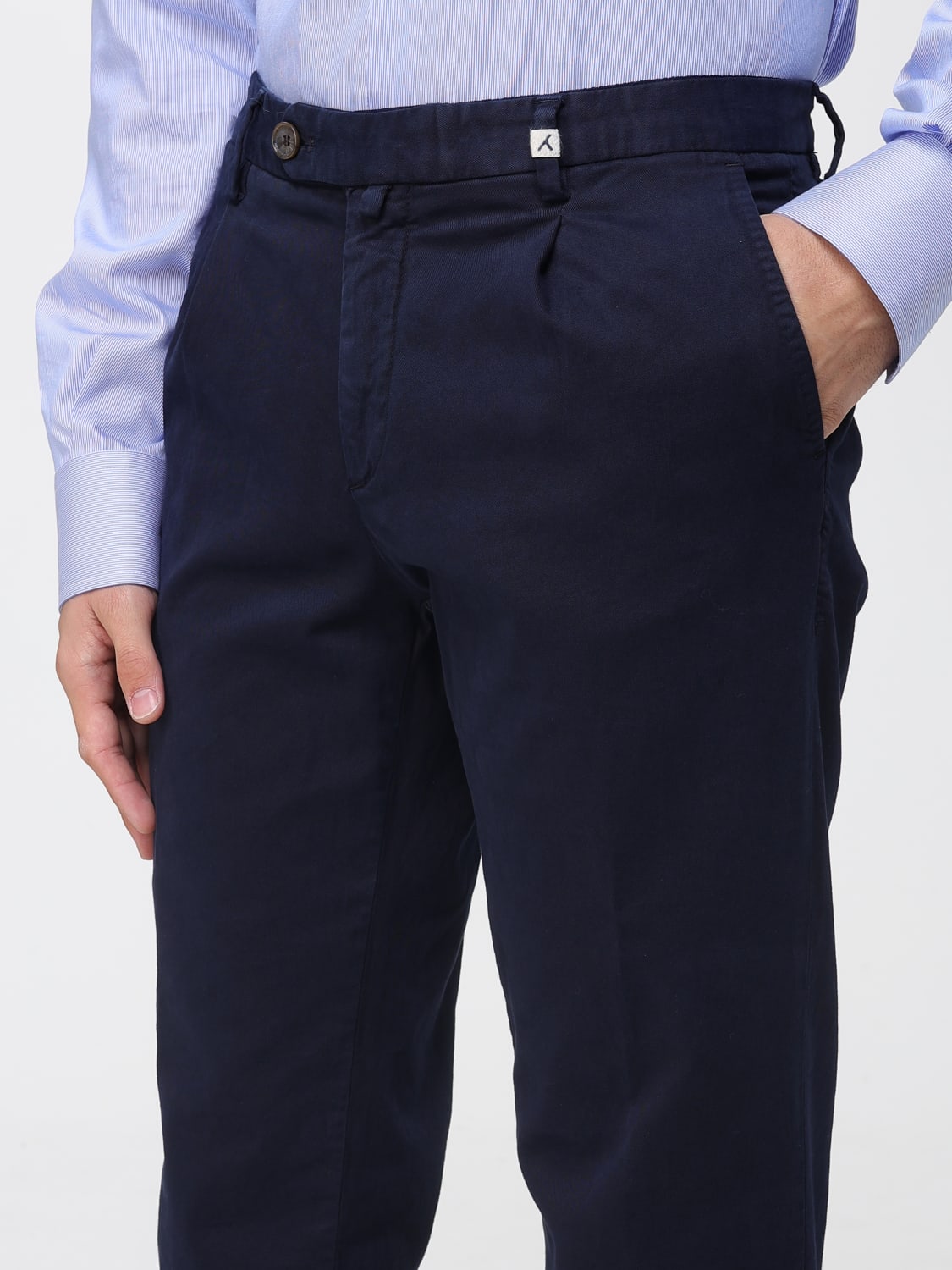 MYTHS PANTALONI: Pantalone Soft carrot regular fondo 17,5 Myths, Blue Navy - Img 3