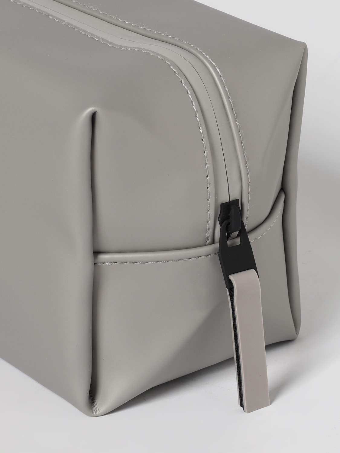 RAINS BEAUTY ACCESSORIES: Bags men Rains, Grey - Img 3