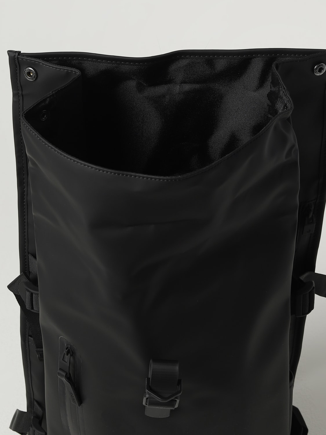 RAINS BACKPACK: Bags men Rains, Black - Img 4