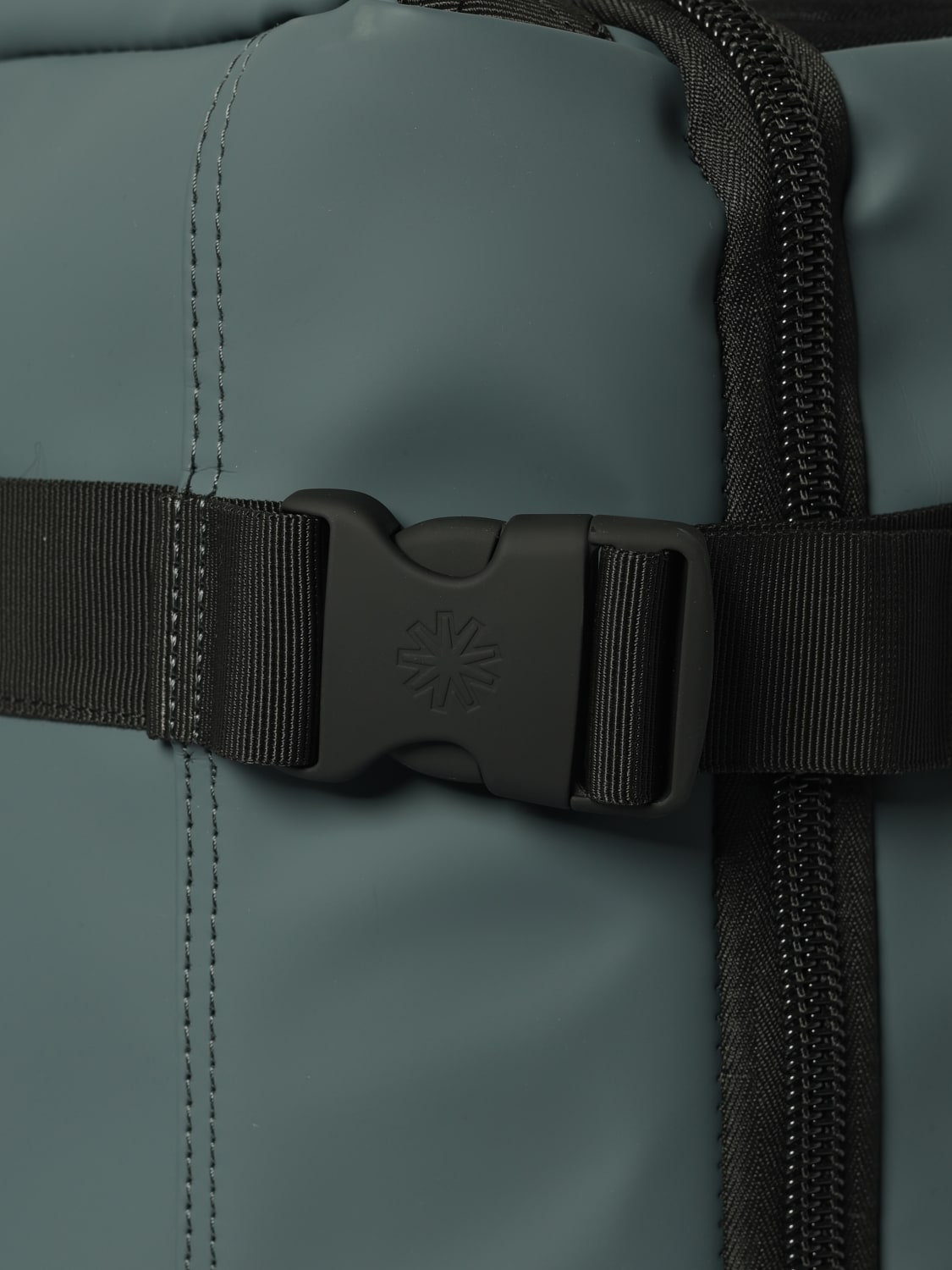 RAINS VALIGIA: Valigia Texel Cabin Mini 28L Rains in PES, Azzurro - Img 4