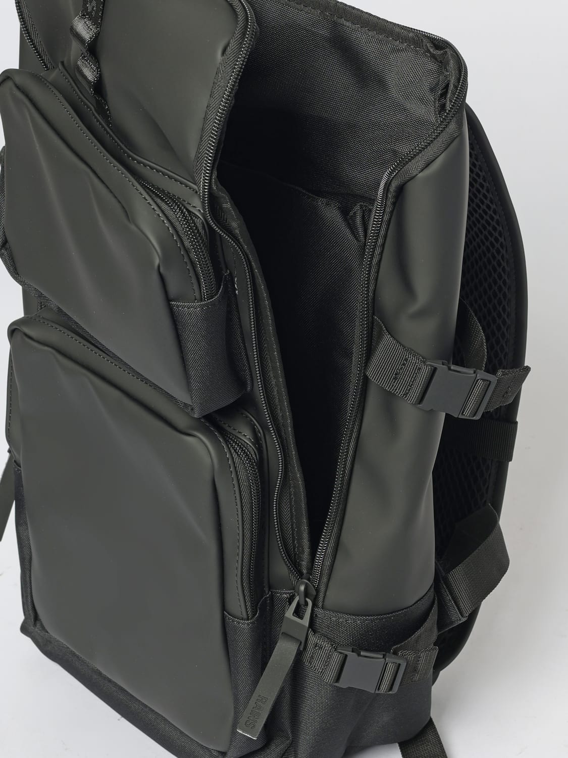 RAINS BACKPACK: Bags men Rains, Black - Img 4