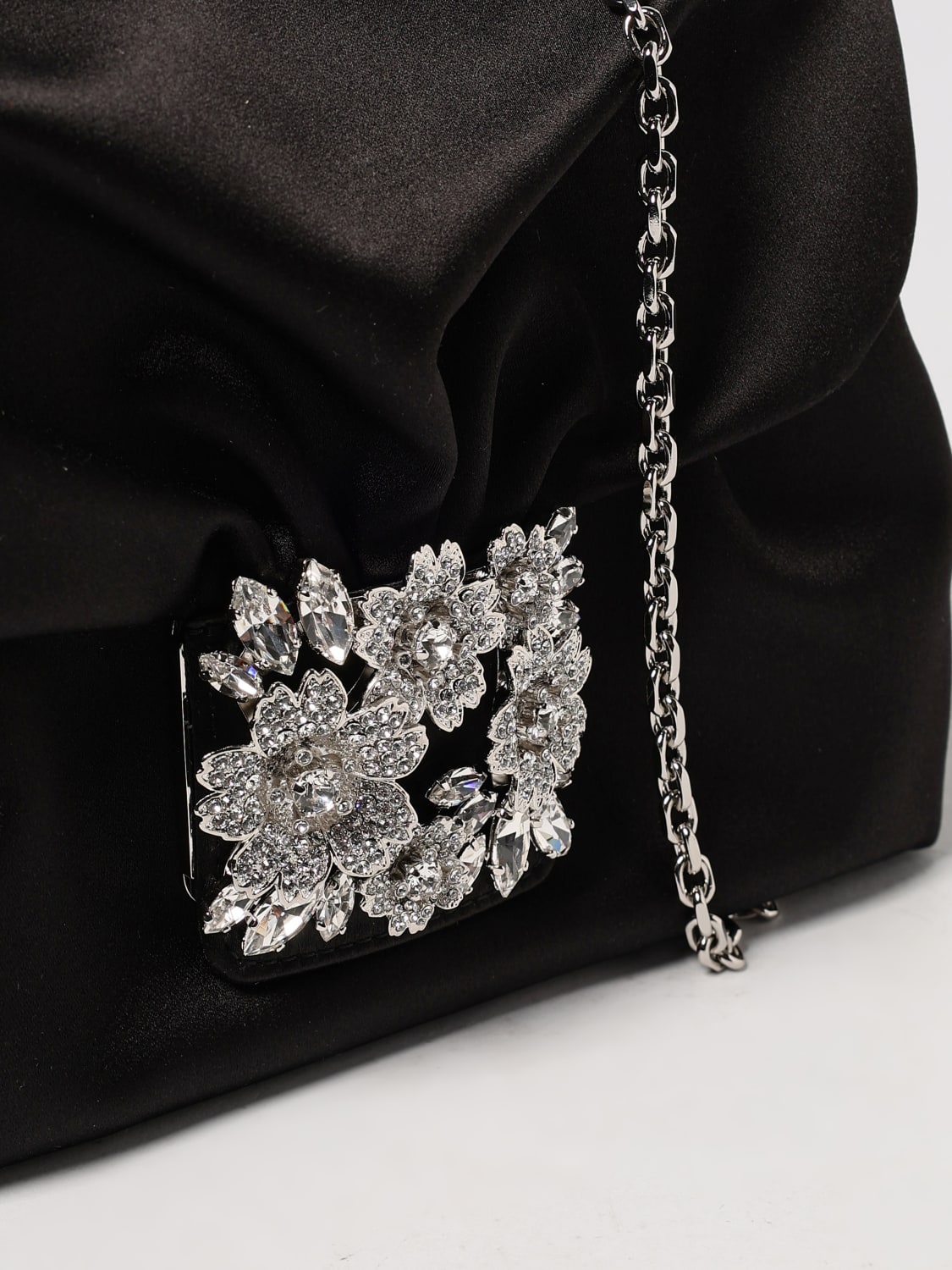 ROGER VIVIER BORSA MINI: Pochette Micro Efflorescence Roger Vivier in raso con fibbia gioiello, Nero - Img 3